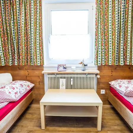 Amalie By Monicare Apartment *