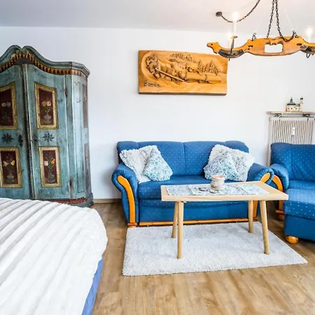 Amalie By Monicare Apartmán